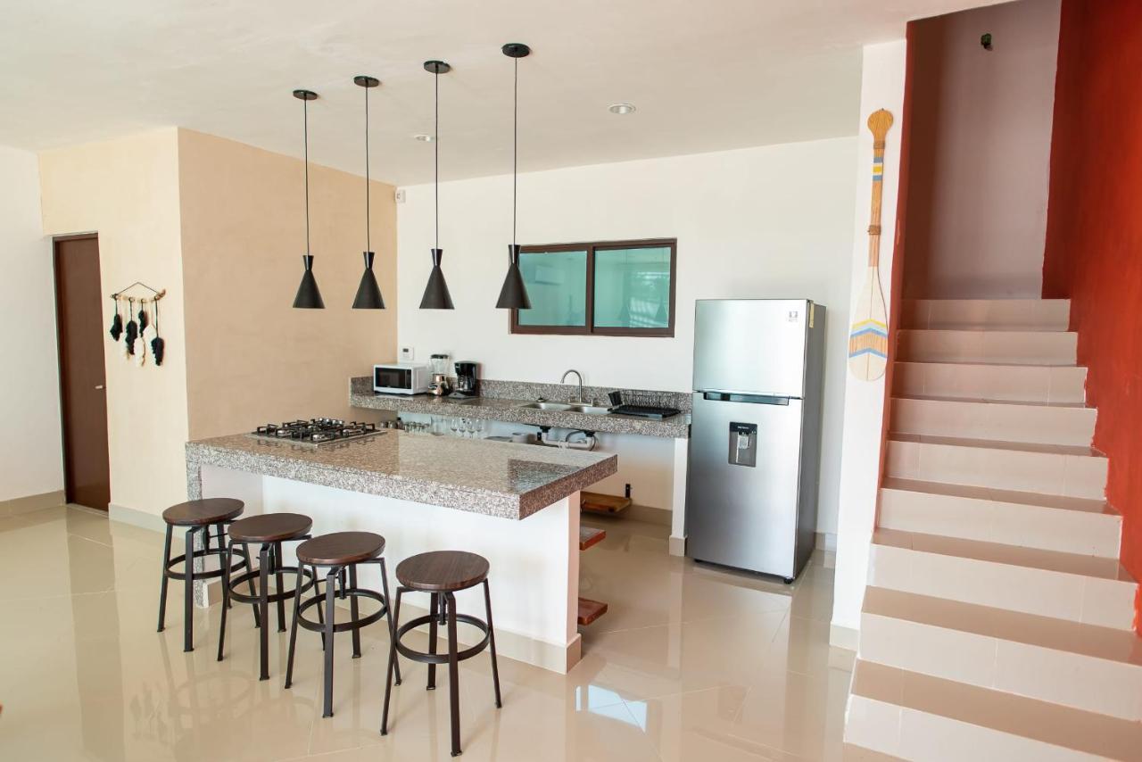 97982 New Modern Villa, Private Pool, High Internet Speed, 2 Blocks From The Beach Чиксулуб Экстерьер фото