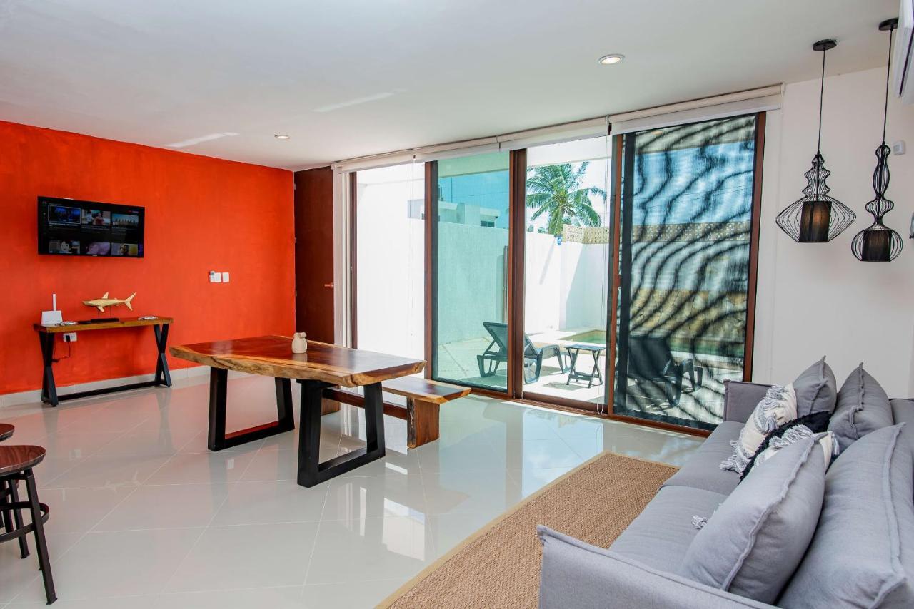 97982 New Modern Villa, Private Pool, High Internet Speed, 2 Blocks From The Beach Чиксулуб Экстерьер фото